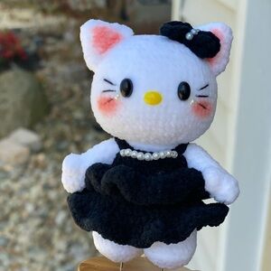Handmade crochet hello kitty